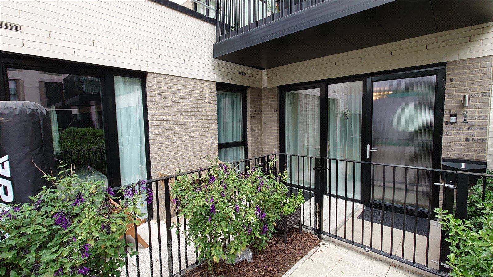 Carnation Gardens, Hayes Stones Property