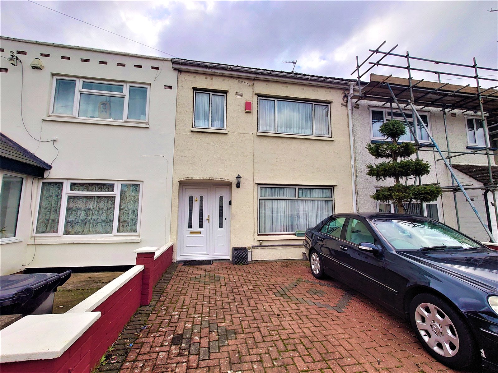 Gledwood Avenue, Hayes Stones Property