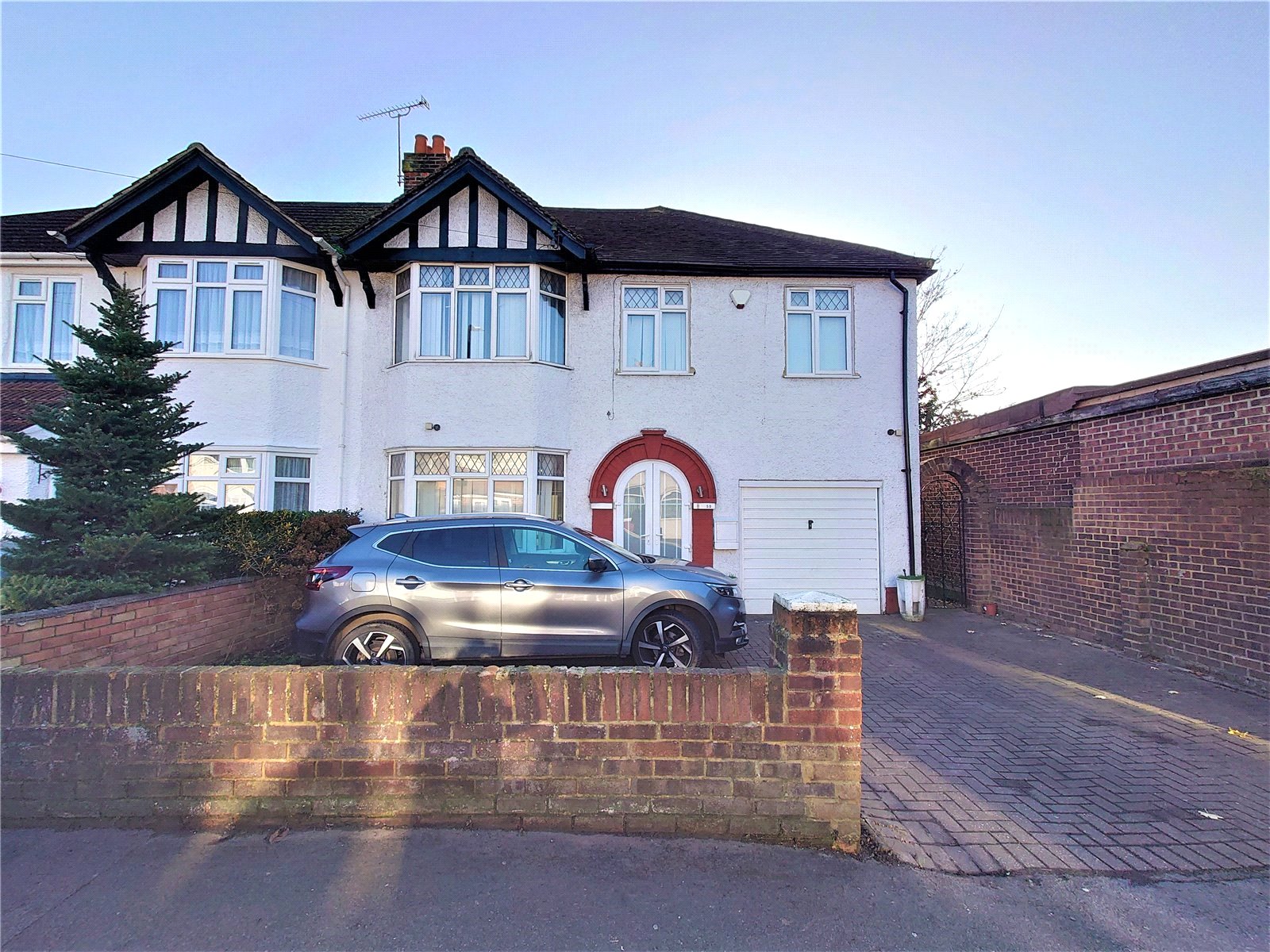 Salt Hill Drive, Slough Stones Property