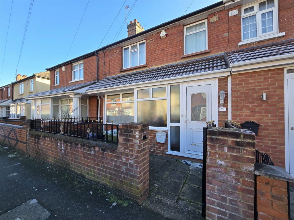 Bedford Avenue, Hayes